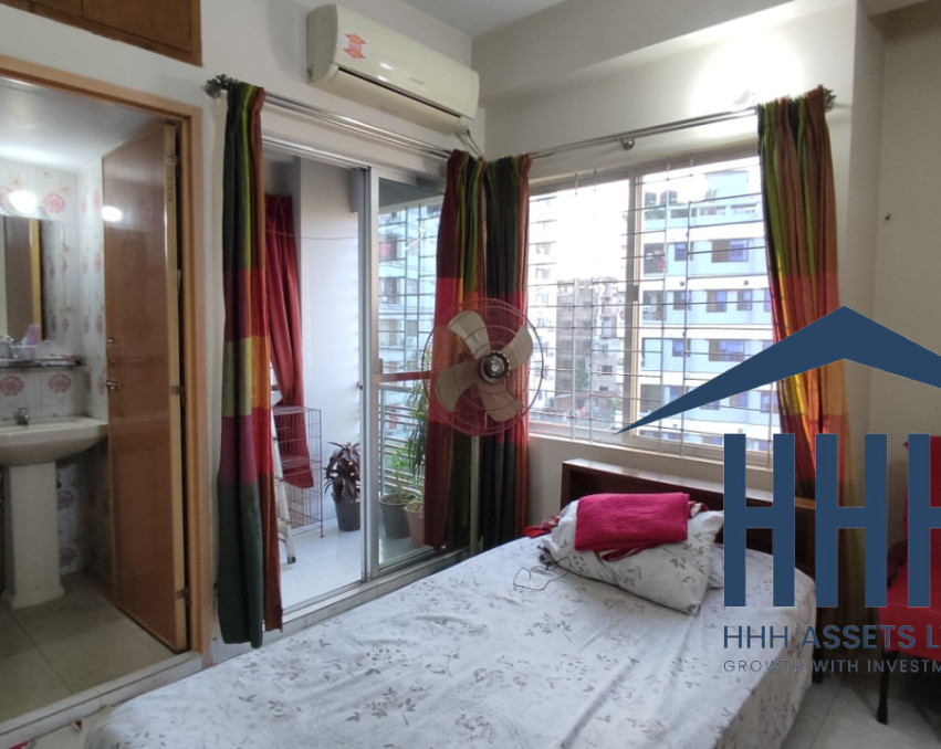 1390 Sqft. Ready Flat In Uttar Khan