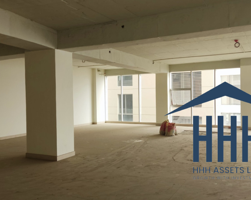 4590 sqft commercial space for rent in Dhanmondi.