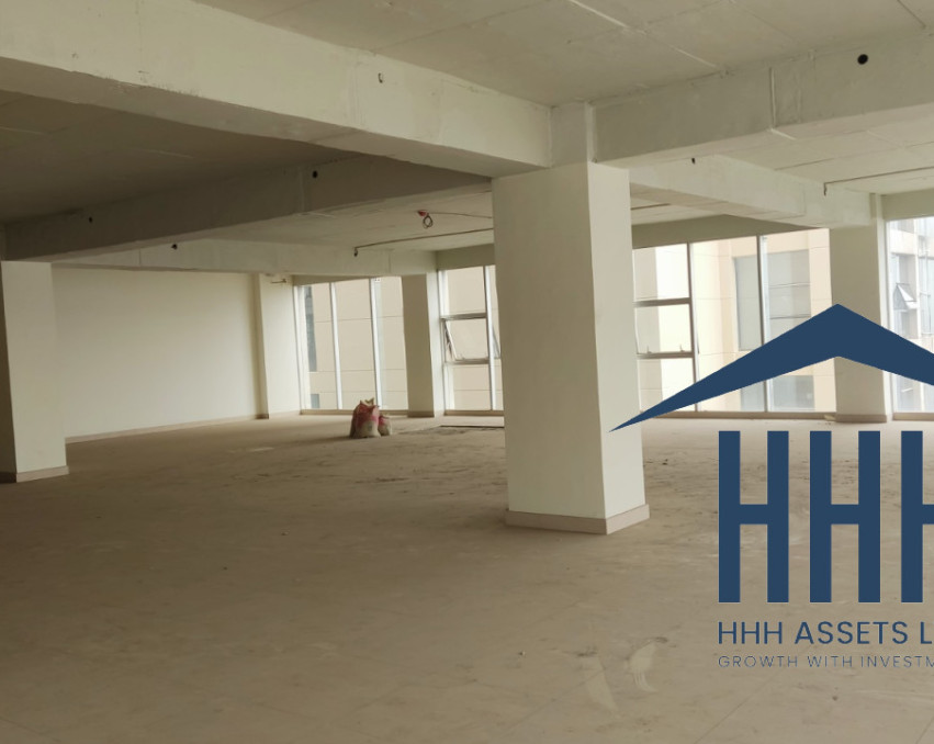 4590 sqft commercial space for rent in Dhanmondi.