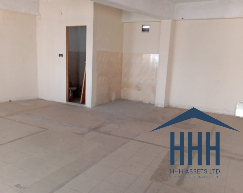 1400 sqft commercial space for rent in Dhanmondi
