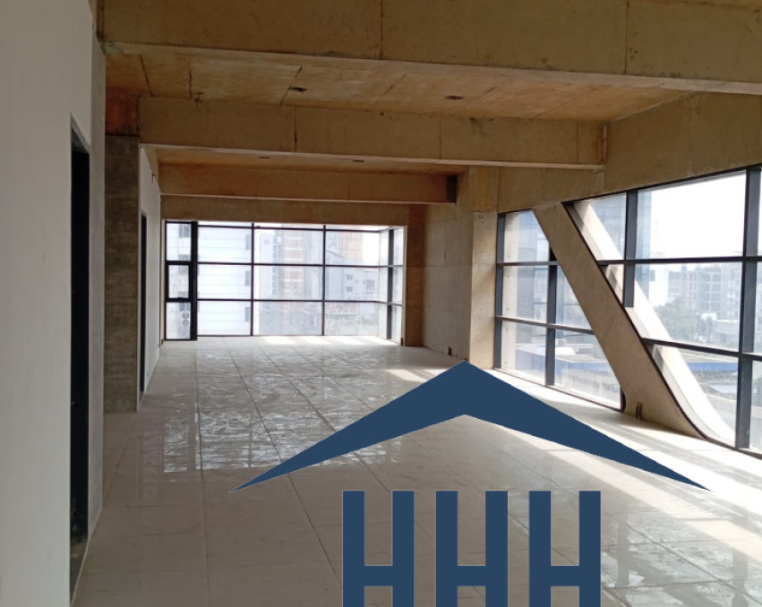 3000 sqft commercial space for rent in Banani.