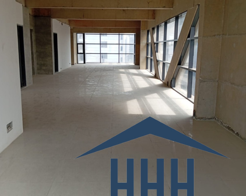 3000 sqft commercial space for rent in Banani.
