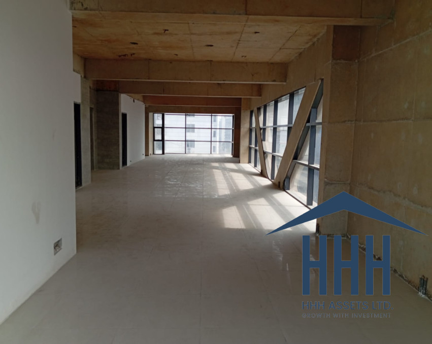 3000 sqft commercial space for rent in Banani.