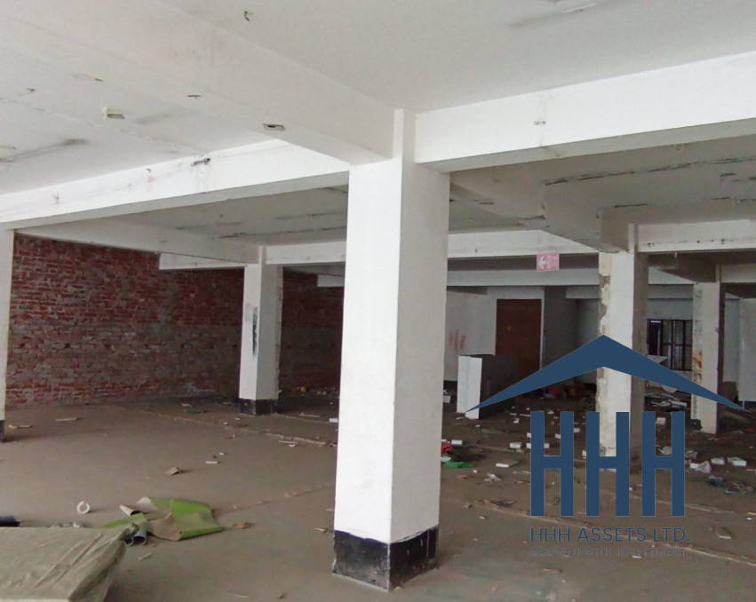 5200 sqft commercial space for rent in Mirpur.